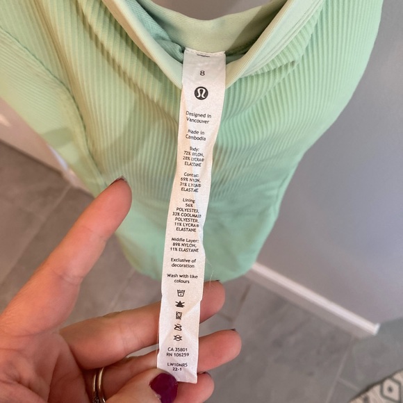 Lululemon Athletica Ribbed Yoga Bodysuit Creamy Mint Size 8 EUC - Picture 8 of 8